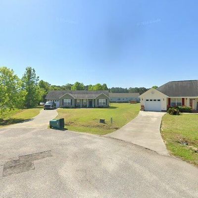 1070 Begonia Cir, Manning, SC 29102