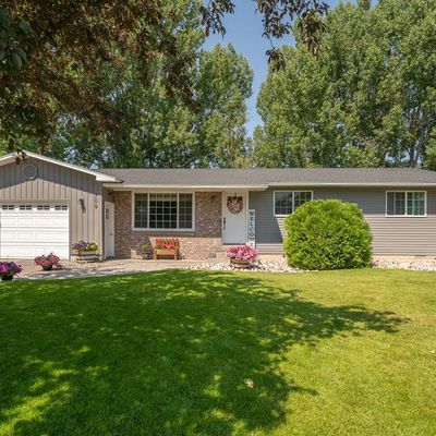 109 Michelle Dr, Sugar City, ID 83448