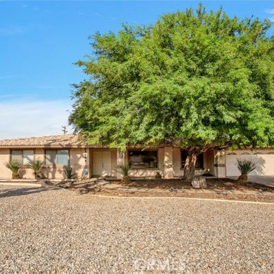 13409 Shawnee Rd, Apple Valley, CA 92308