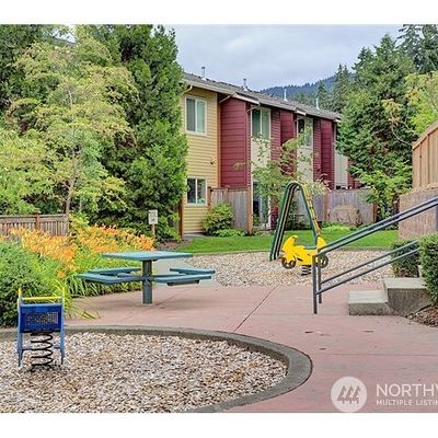 140 Skyridge Road Nw Unit 202, Issaquah, WA 98027