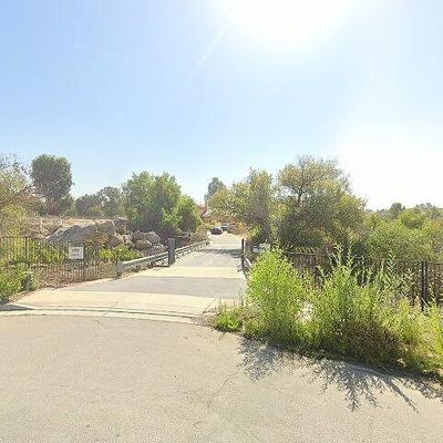 14420 Merlot Ct, Riverside, CA 92508