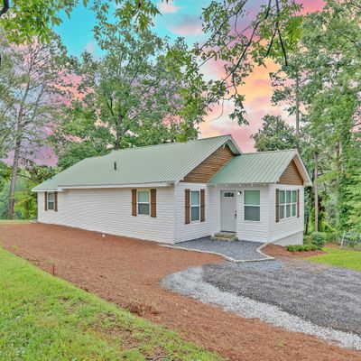 181 Forest Ave, Toccoa, GA 30577