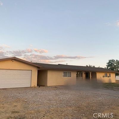 15147 Dakota Rd, Apple Valley, CA 92307