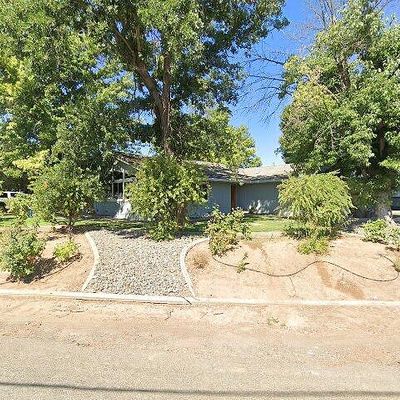 15585 China Rapids Dr, Red Bluff, CA 96080