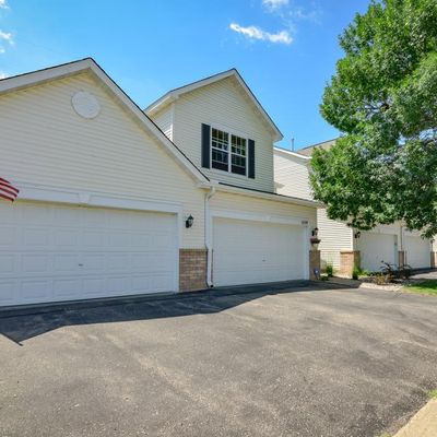 1559 Yorkshire Ln, Shakopee, MN 55379