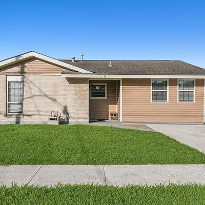 16 Halle Pl, Westwego, LA 70094