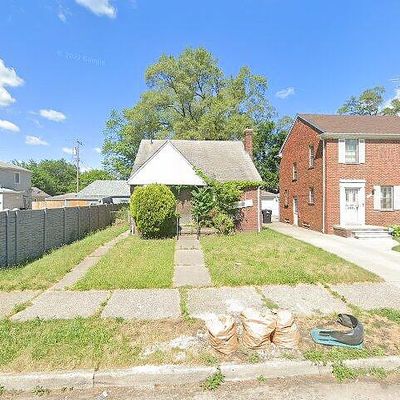 16519 Freeland St, Detroit, MI 48235