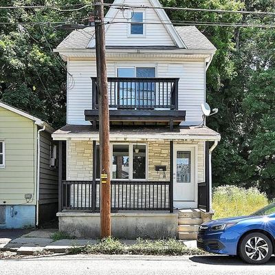 215 Schuylkill Ave, Tamaqua, PA 18252