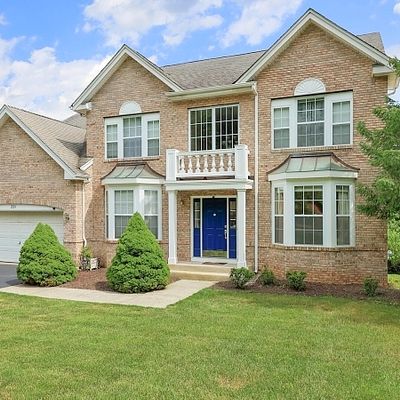 221 W End Ave, Green Brook, NJ 08812