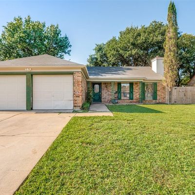 2329 Warwick Ave, Grand Prairie, TX 75052