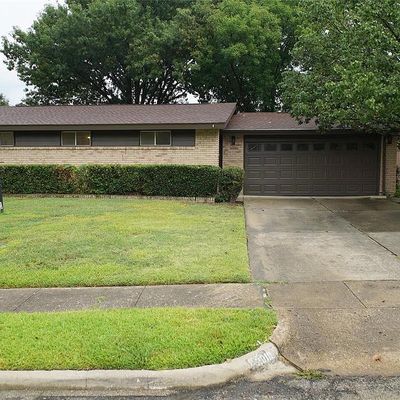 2010 Brenton St, Irving, TX 75062