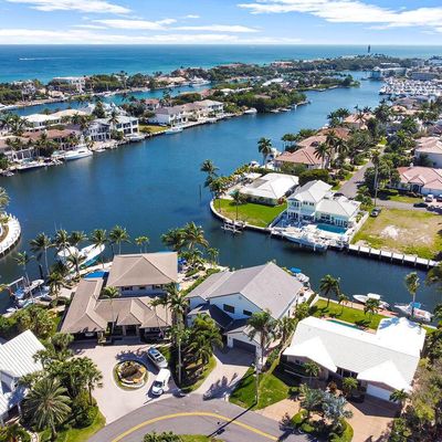 2888 Ne 33 Rd St, Lighthouse Point, FL 33064