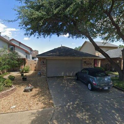 2415 Centaurus Dr, Garland, TX 75044