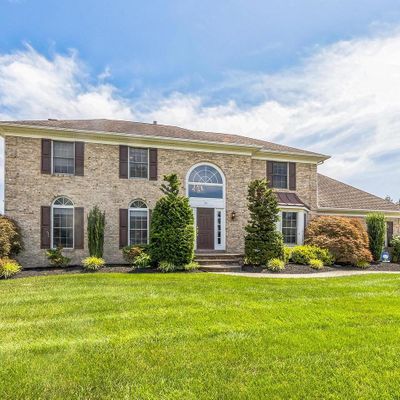 35 Parry Dr, Hainesport, NJ 08036