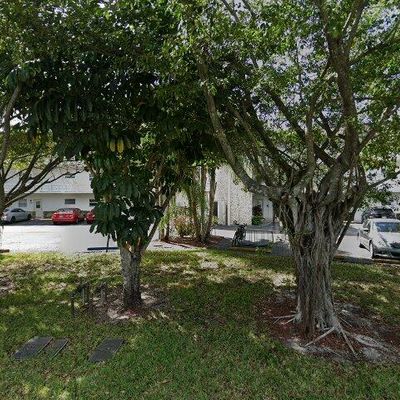 3501 Nw 47 Th Ave #614, Lauderdale Lakes, FL 33319