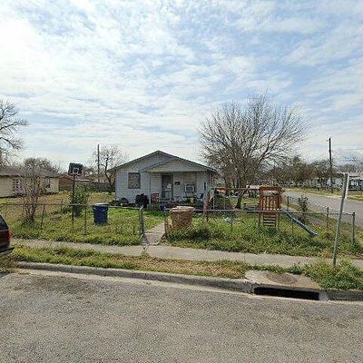 3649 Wright St, Corpus Christi, TX 78405