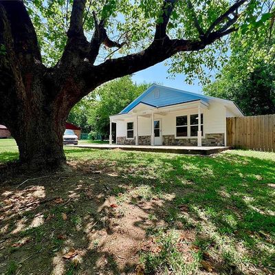 304 Jarbo St, Sulphur Springs, TX 75482