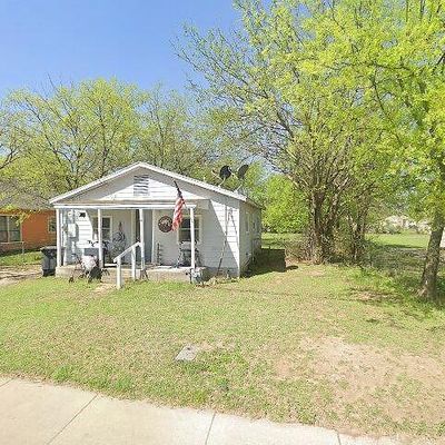 311 Elmo St, Cleburne, TX 76031