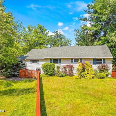 4167 Sylvan Ln, Pocono Summit, PA 18346