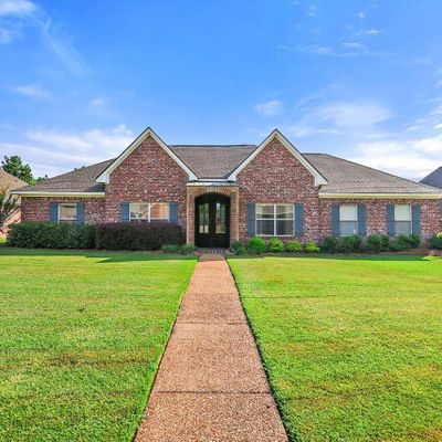 417 Edgewood Xing, Brandon, MS 39042