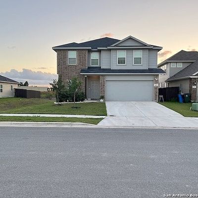 3813 Annalise Ave, Seguin, TX 78155