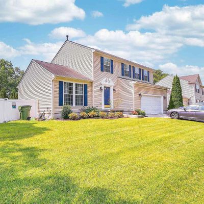 40 Thornhill Dr, Egg Harbor Township, NJ 08234