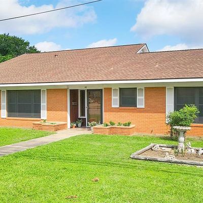 402 W Mustang St, Caldwell, TX 77836