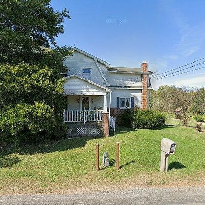 4042 Ellwood Rd, New Castle, PA 16101