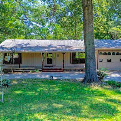 523 Big Lake Rd, Karnack, TX 75661