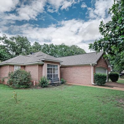 523 Brookstone Dr, Madison, MS 39110