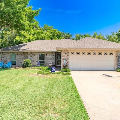 526 Leatherwood Ln, Greenville, TX 75402