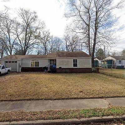 545 Champ Clark St, Shreveport, LA 71108