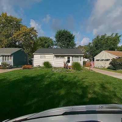 4704 Belle Meadow Rd, Mentor, OH 44060