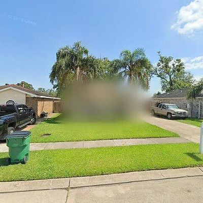 5049 Oak Bayou Ave, Marrero, LA 70072