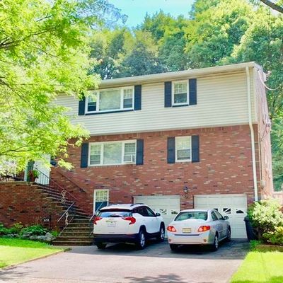 508 Oak St, Ridgefield, NJ 07657