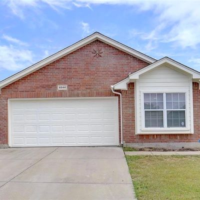 6544 Geneva Ln, Fort Worth, TX 76131