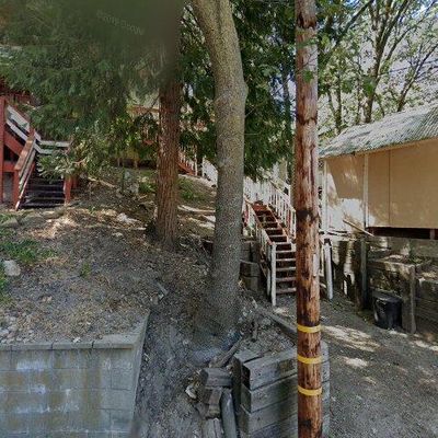 661 Pyramid Dr, Crestline, CA 92325