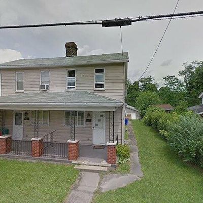 6794 Low St, Mount Pleasant, PA 15666