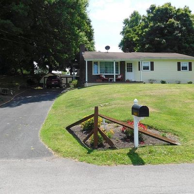 68 Dressler St, Mifflintown, PA 17059