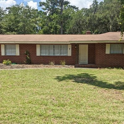 7 Macarthur Ter, Brunswick, GA 31520