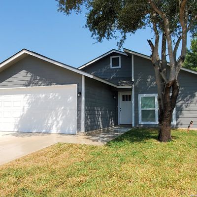 7151 Sunlit Trail Dr, San Antonio, TX 78244