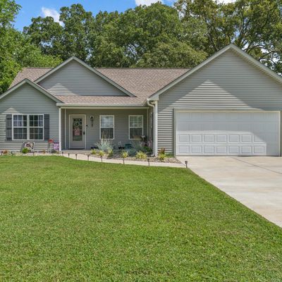 721 Days Rd, Lafayette, TN 37083