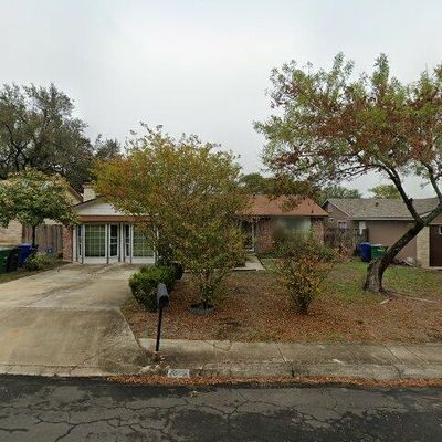 5906 Hidden Dale St, San Antonio, TX 78250