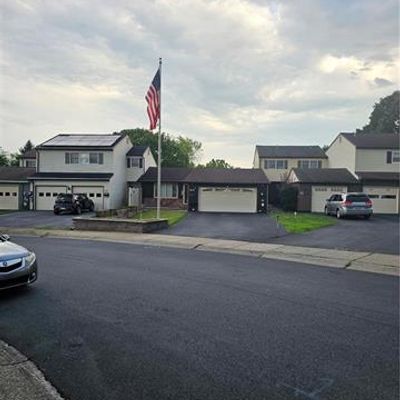 60 Cambridge Pl, Catasauqua, PA 18032