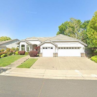 6161 Rose Garden Ln, Roseville, CA 95747