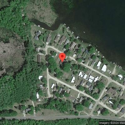 6217 Lake Dr, Mecosta, MI 49332