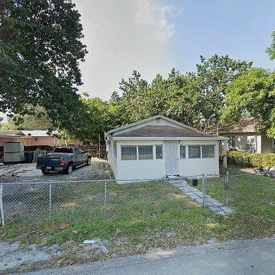 8016 Nw 9 Th Ave, Miami, FL 33150