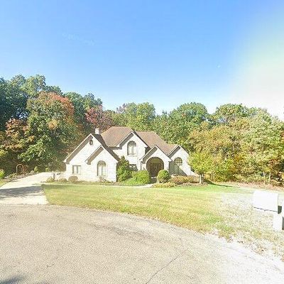 807 Montclair Dr, New Kensington, PA 15068