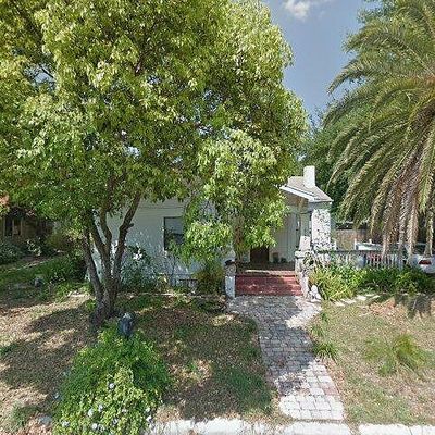 810 E New Orleans Ave, Tampa, FL 33603