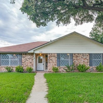 746 Brighton Ln, Garland, TX 75043